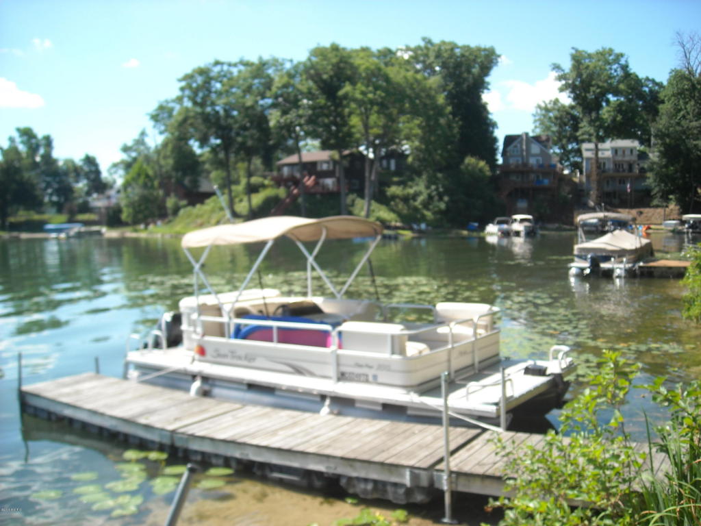 11112 Long Point Dr, Plainwell, MI 49080 photo 18