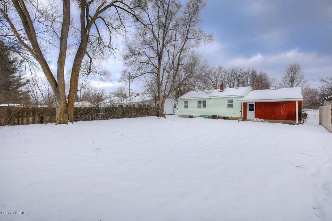 523 W Ellis St, Belding, MI 48809 photo 18