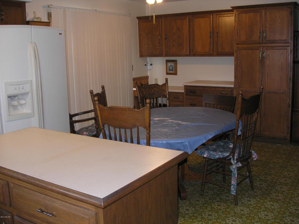 21107 Hampton Rd, Three Rivers, MI 49093 photo 15
