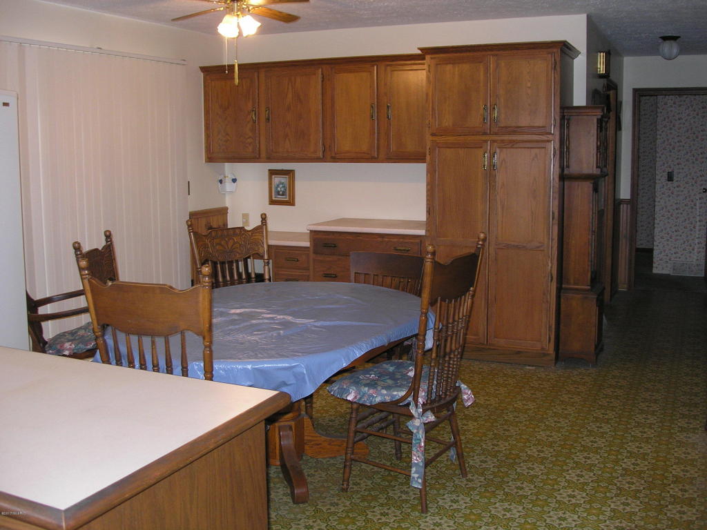 21107 Hampton Rd, Three Rivers, MI 49093 photo 13