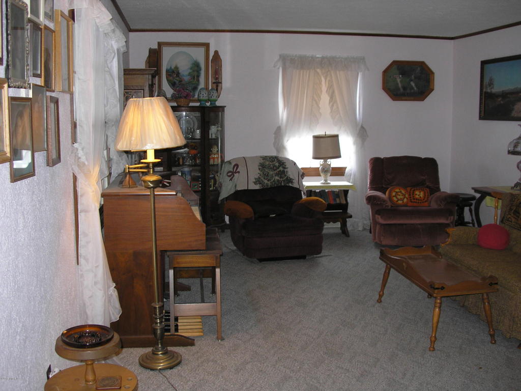 21107 Hampton Rd, Three Rivers, MI 49093 photo 10