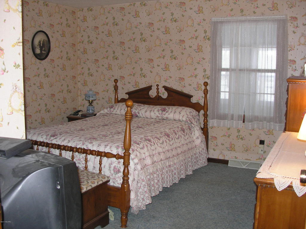 21107 Hampton Rd, Three Rivers, MI 49093 photo 19
