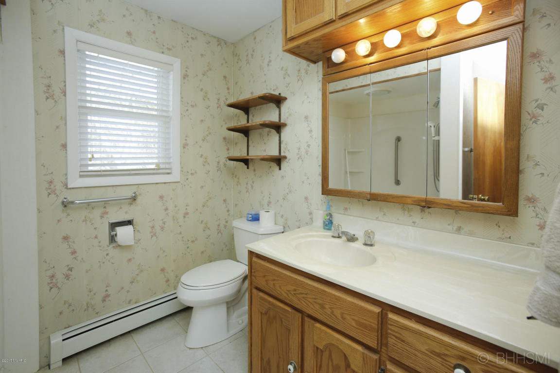 13641 E C Ave, Hickory Corners, MI 49060 photo 11