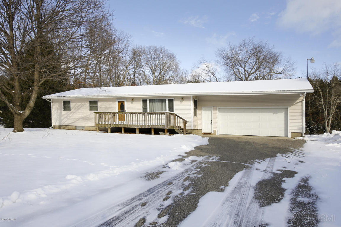 13641 E C Ave, Hickory Corners, MI 49060 photo 2