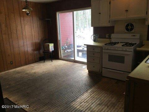 5101 E Baseline Rd, White Cloud, MI 49349 photo 8