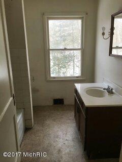 5101 E Baseline Rd, White Cloud, MI 49349 photo 7