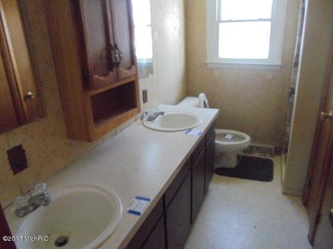175 Belding Rd NE, Orleans, MI 48865 photo 19