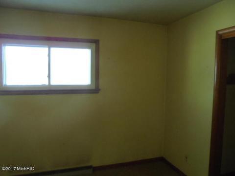 175 Belding Rd NE, Orleans, MI 48865 photo 16