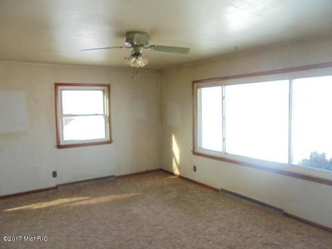 175 Belding Rd NE, Orleans, MI 48865 photo 14
