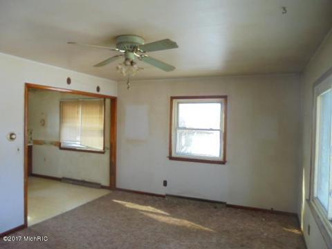 175 Belding Rd NE, Orleans, MI 48865 photo 12
