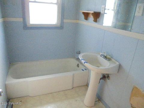 175 Belding Rd NE, Orleans, MI 48865 photo 20