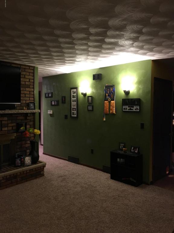 340 S Sunset St, Plainwell, MI 49080 photo 4