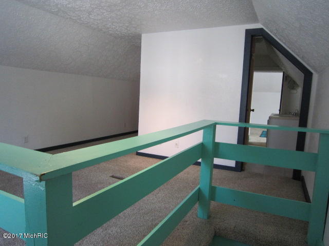 409 N Marshall St, Marshall, MI 49068 photo 24
