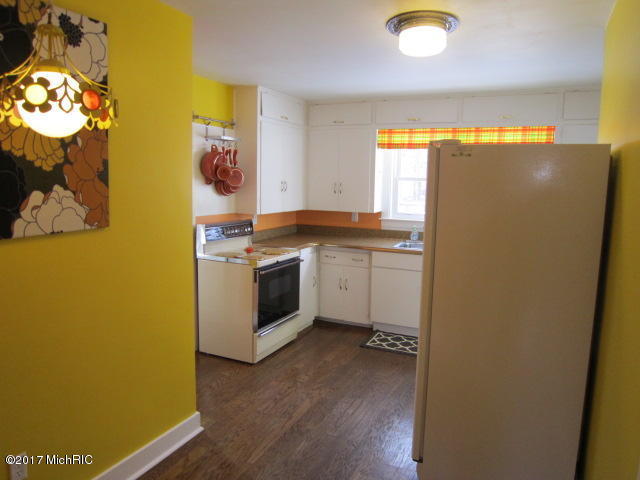 409 N Marshall St, Marshall, MI 49068 photo 16