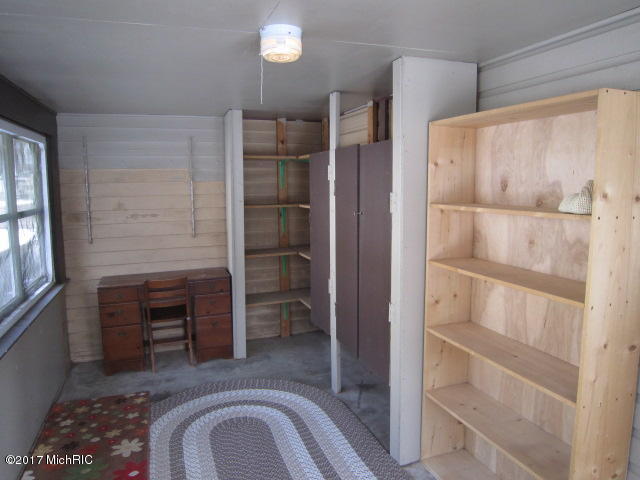 409 N Marshall St, Marshall, MI 49068 photo 40