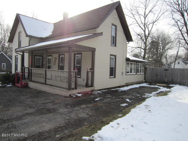 409 N Marshall St, Marshall, MI 49068 photo 2