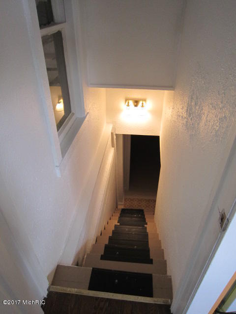 409 N Marshall St, Marshall, MI 49068 photo 30