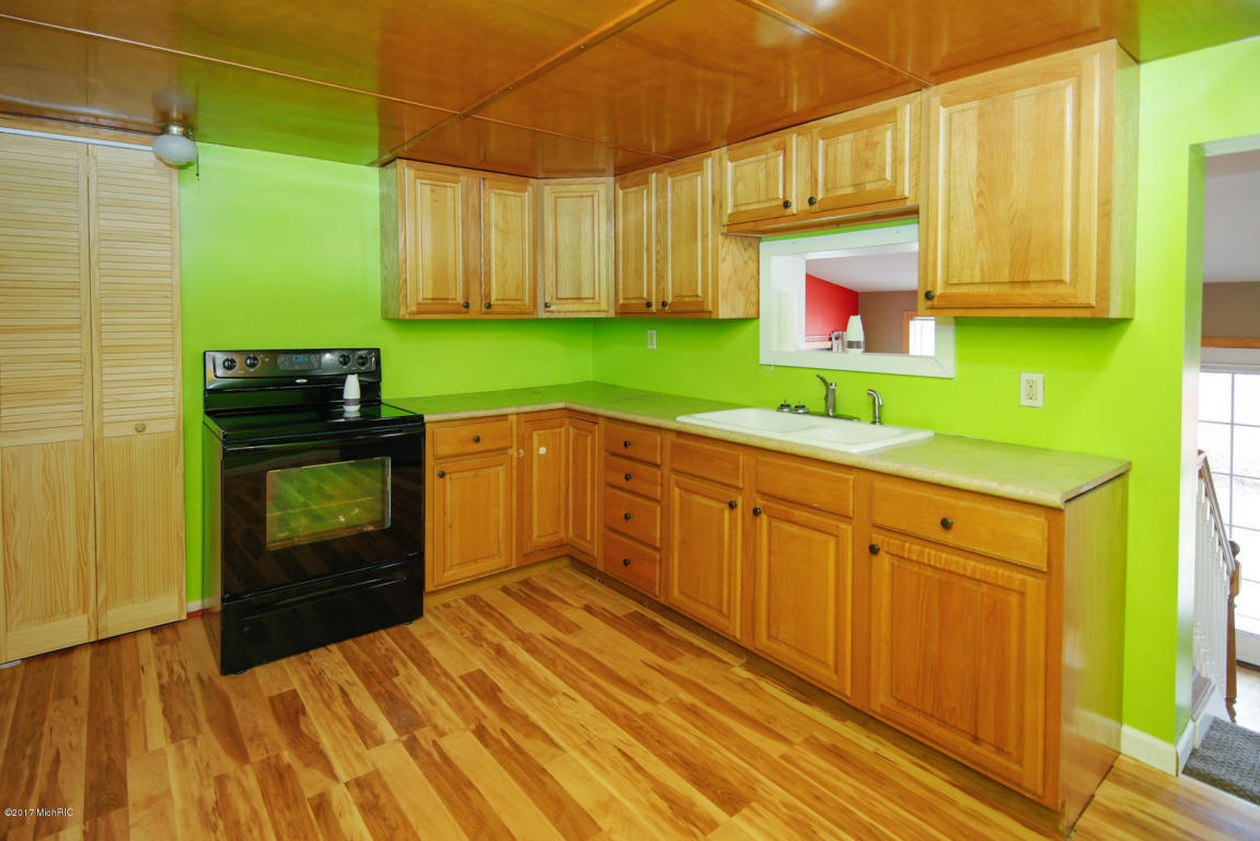 1044 Marsh Rd, Plainwell, MI 49080 photo 6