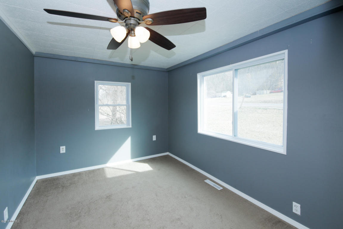 1044 Marsh Rd, Plainwell, MI 49080 photo 9