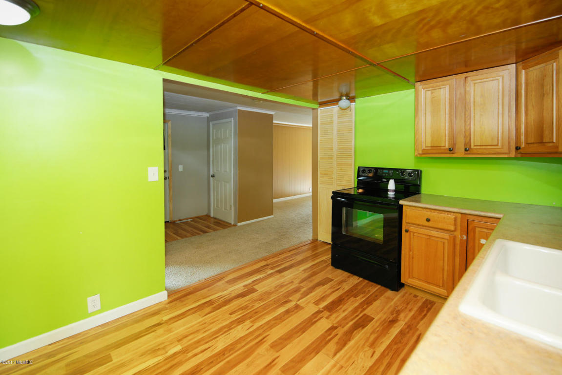 1044 Marsh Rd, Plainwell, MI 49080 photo 8