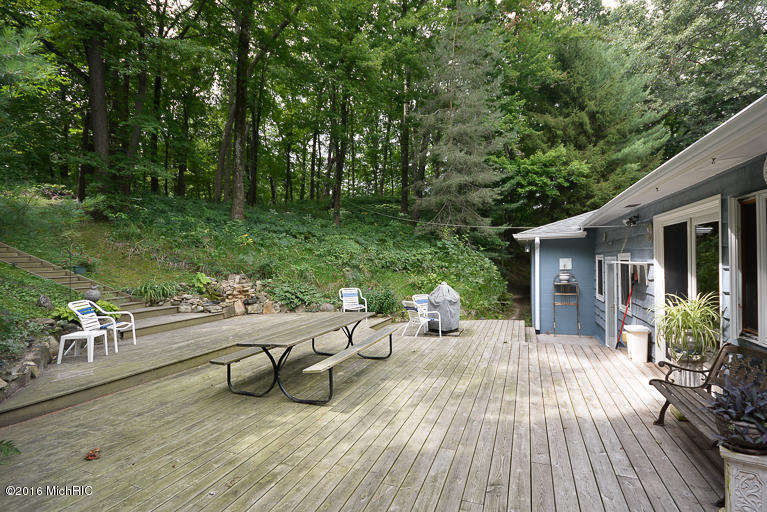 26 Pine Rd, Plainwell, MI 49080 photo 23