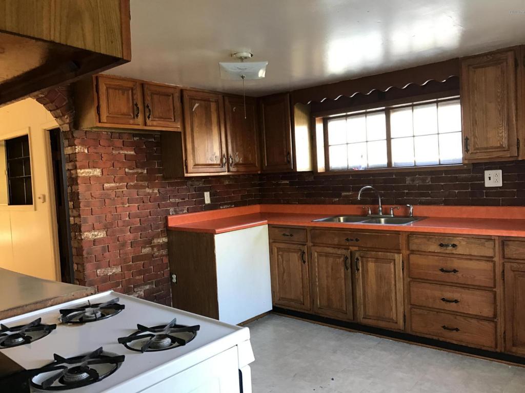 311 S 3rd Ave, Big Rapids, MI 49307 photo 12