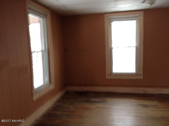 340 Depot, Constantine, MI 49042 photo 8