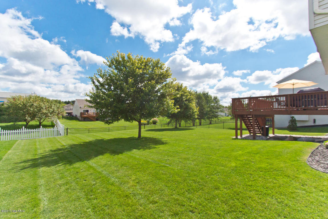 8580 Haystack Rd SE, Caledonia, MI 49316 photo 4