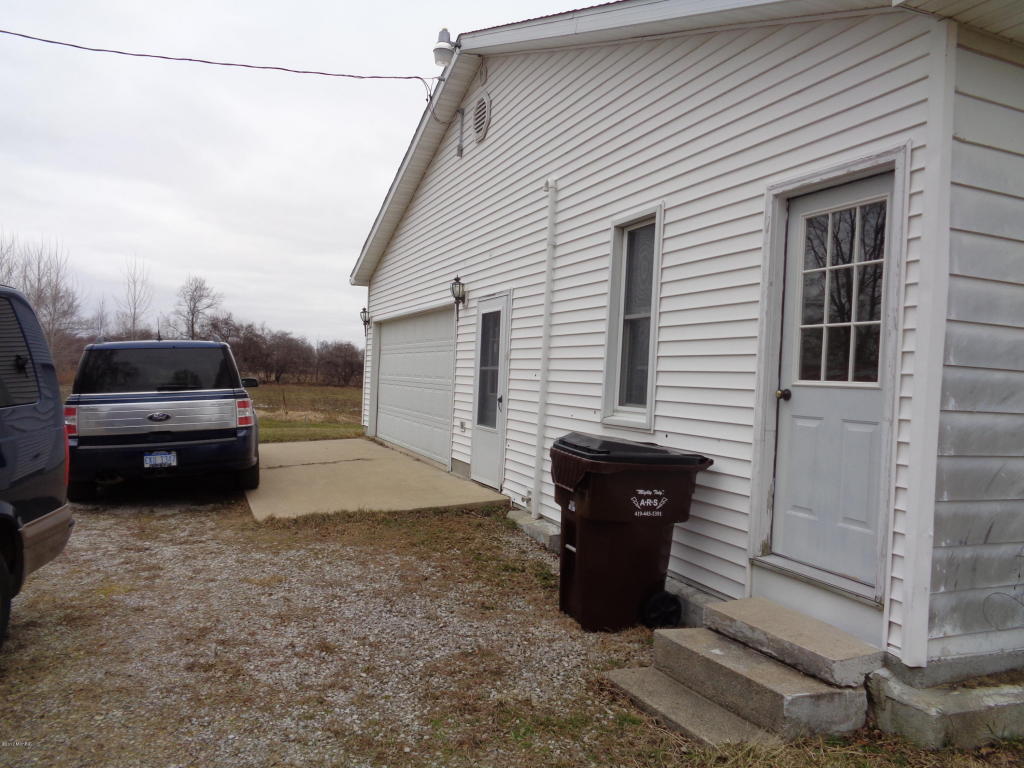 107 Carpenter St, Waldron, MI 49288 photo 21