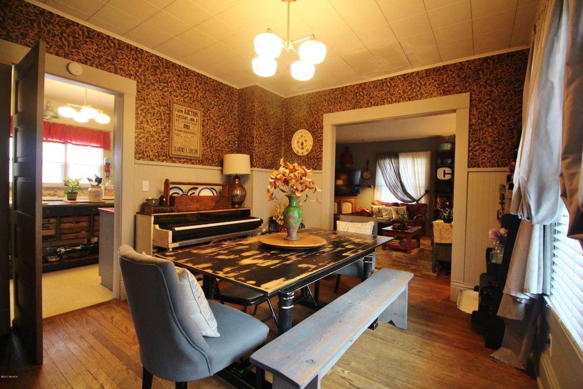 105 W Third St, Buchanan, MI 49107 photo 10