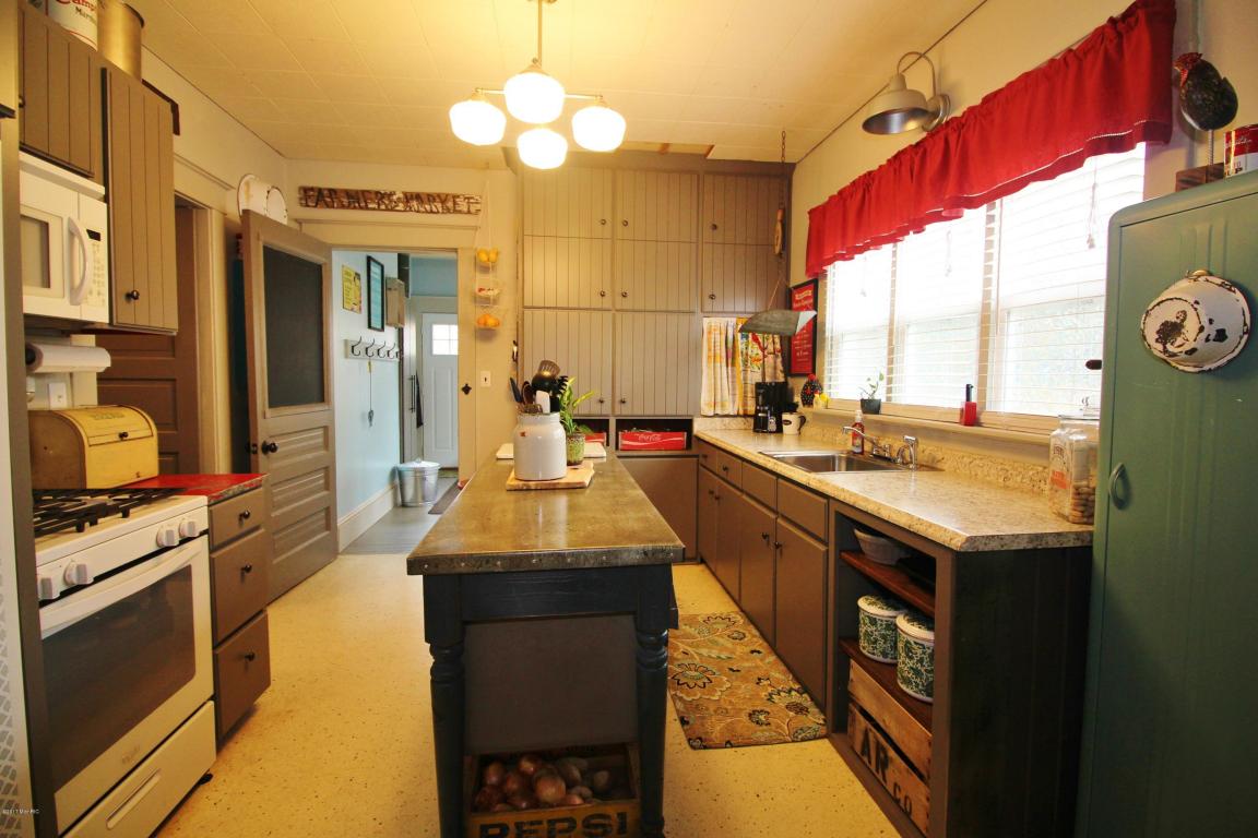 105 W Third St, Buchanan, MI 49107 photo 14