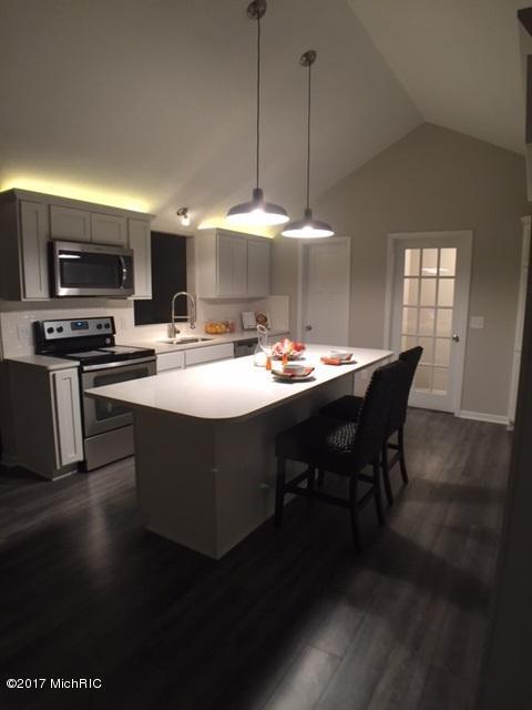 7806 O Ave E, Kalamazoo, MI 49048 photo 3