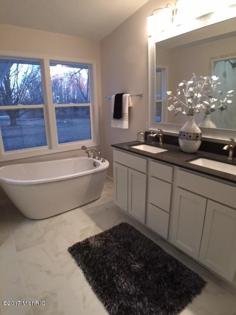 7806 O Ave E, Kalamazoo, MI 49048 photo 10