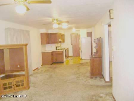 1327 Eagle St, Niles, MI 49120 photo 6