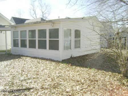 1327 Eagle St, Niles, MI 49120 photo 4