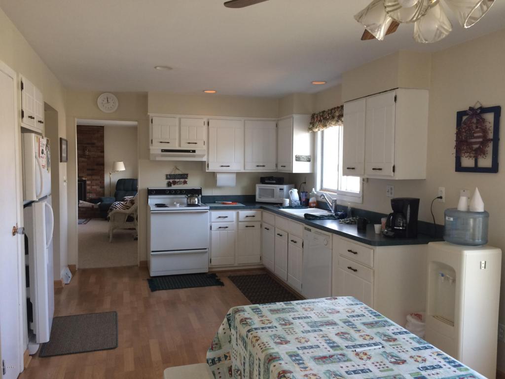11890 Bradley Dr, Jerome, MI 49249 photo 2