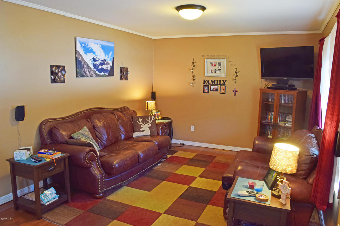 2691 E 40th, White Cloud, MI 49349 photo 18