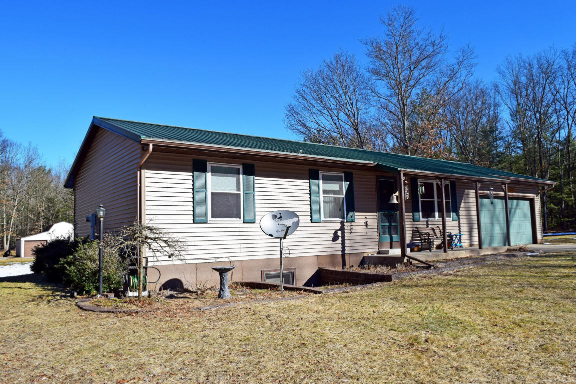 2691 E 40th, White Cloud, MI 49349 photo 1