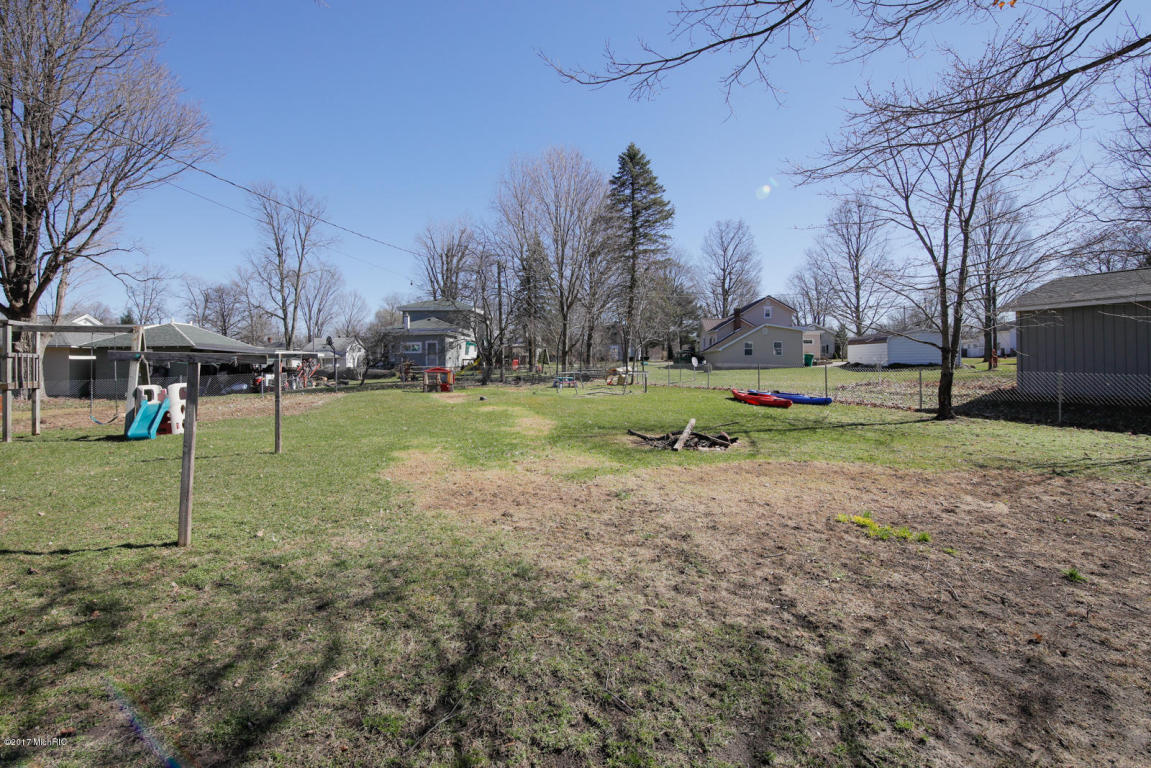 425 Mill St, Constantine, MI 49042 photo 18