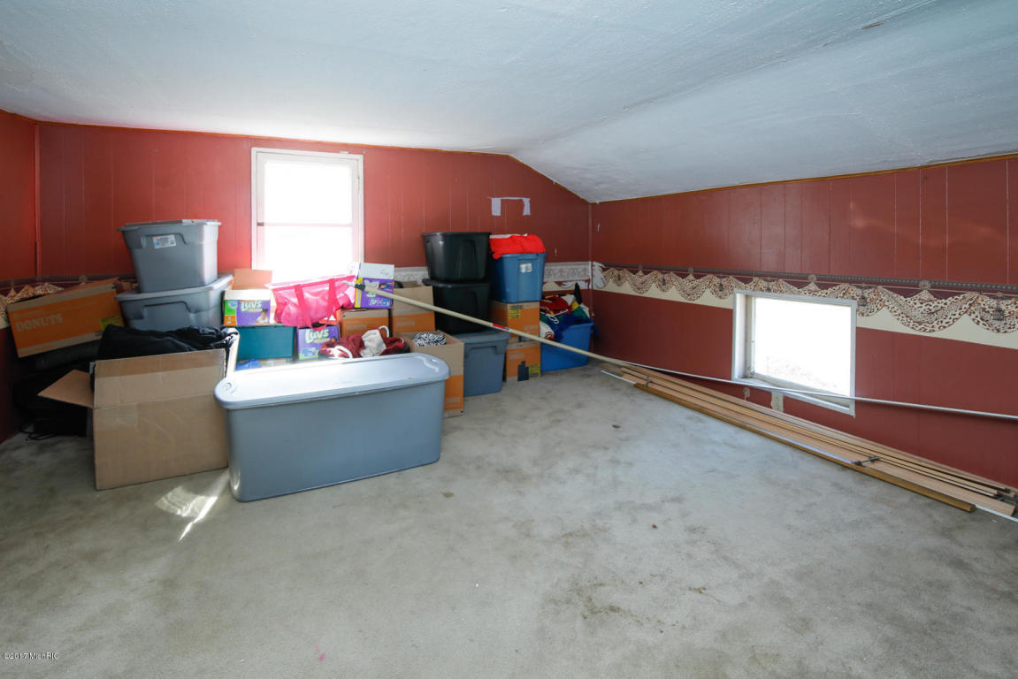 425 Mill St, Constantine, MI 49042 photo 15