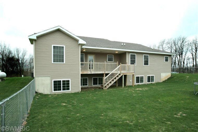 8795 S D Dr, Ceresco, MI 49033 photo 23