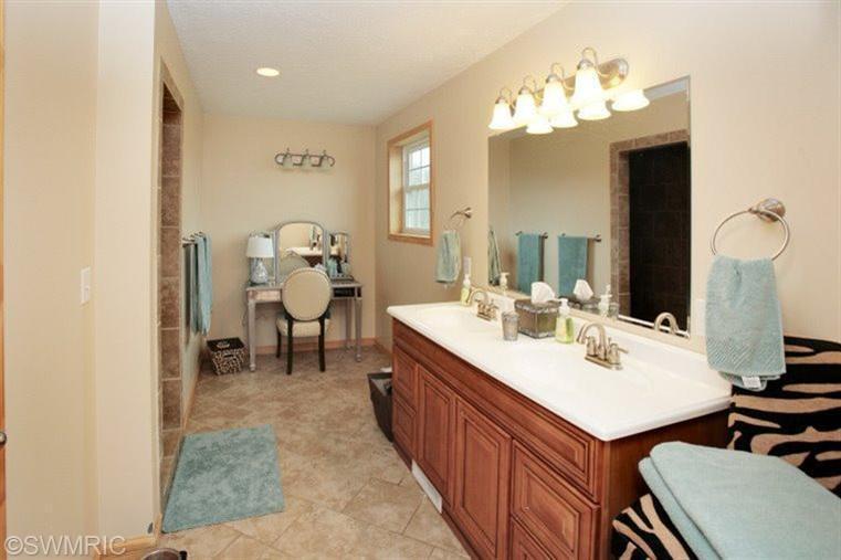 8795 S D Dr, Ceresco, MI 49033 photo 10