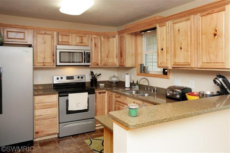 8795 S D Dr, Ceresco, MI 49033 photo 5