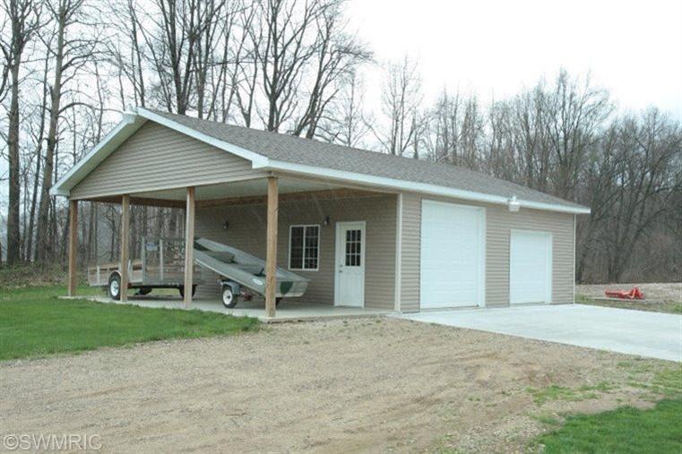 8795 S D Dr, Ceresco, MI 49033 photo 2
