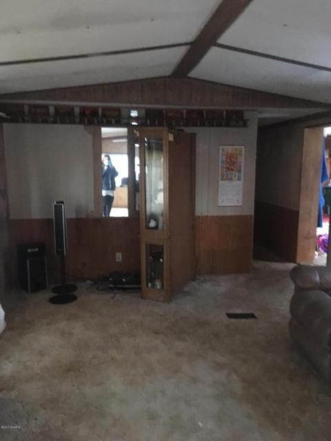 2470 E Garfield, Hesperia, MI 49421 photo 9
