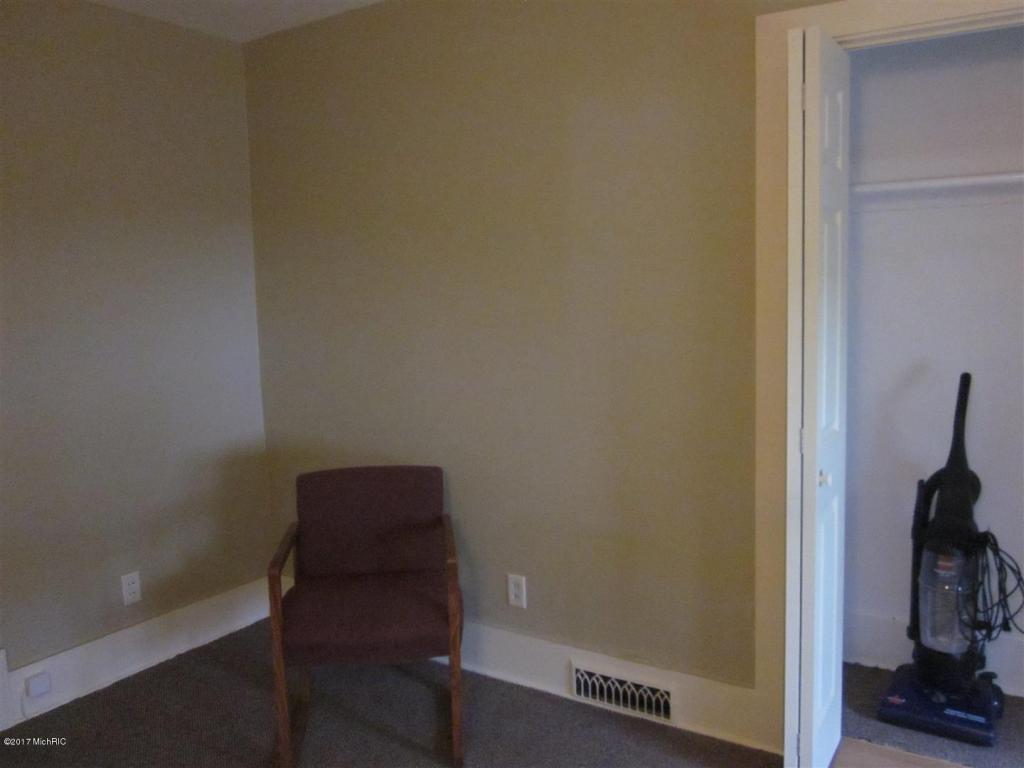 324 Union St, Plainwell, MI 49080 photo 19