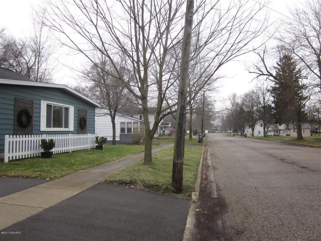 324 Union St, Plainwell, MI 49080 photo 34