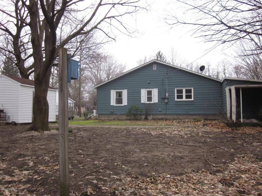 324 Union St, Plainwell, MI 49080 photo 3