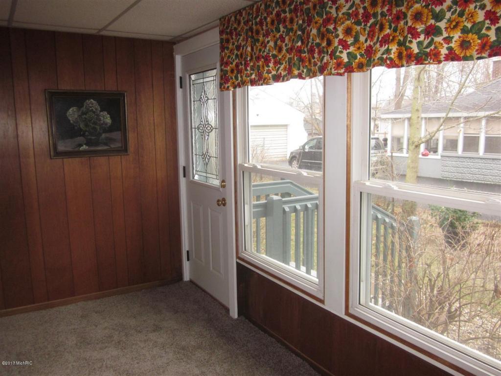 324 Union St, Plainwell, MI 49080 photo 16