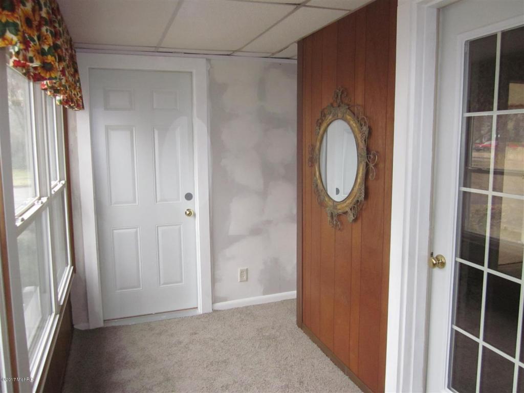 324 Union St, Plainwell, MI 49080 photo 15